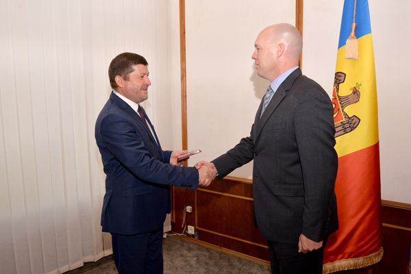 Минобороны наградило американского майора медалью «За укрепление боевого братства»