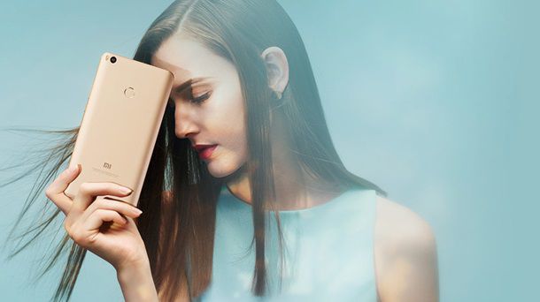 Xiaomi представила Mi Max 2 с мощной батареей