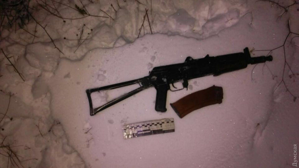 Трое граждан Молдовы пытались убить предпринимателя из Одесской области
