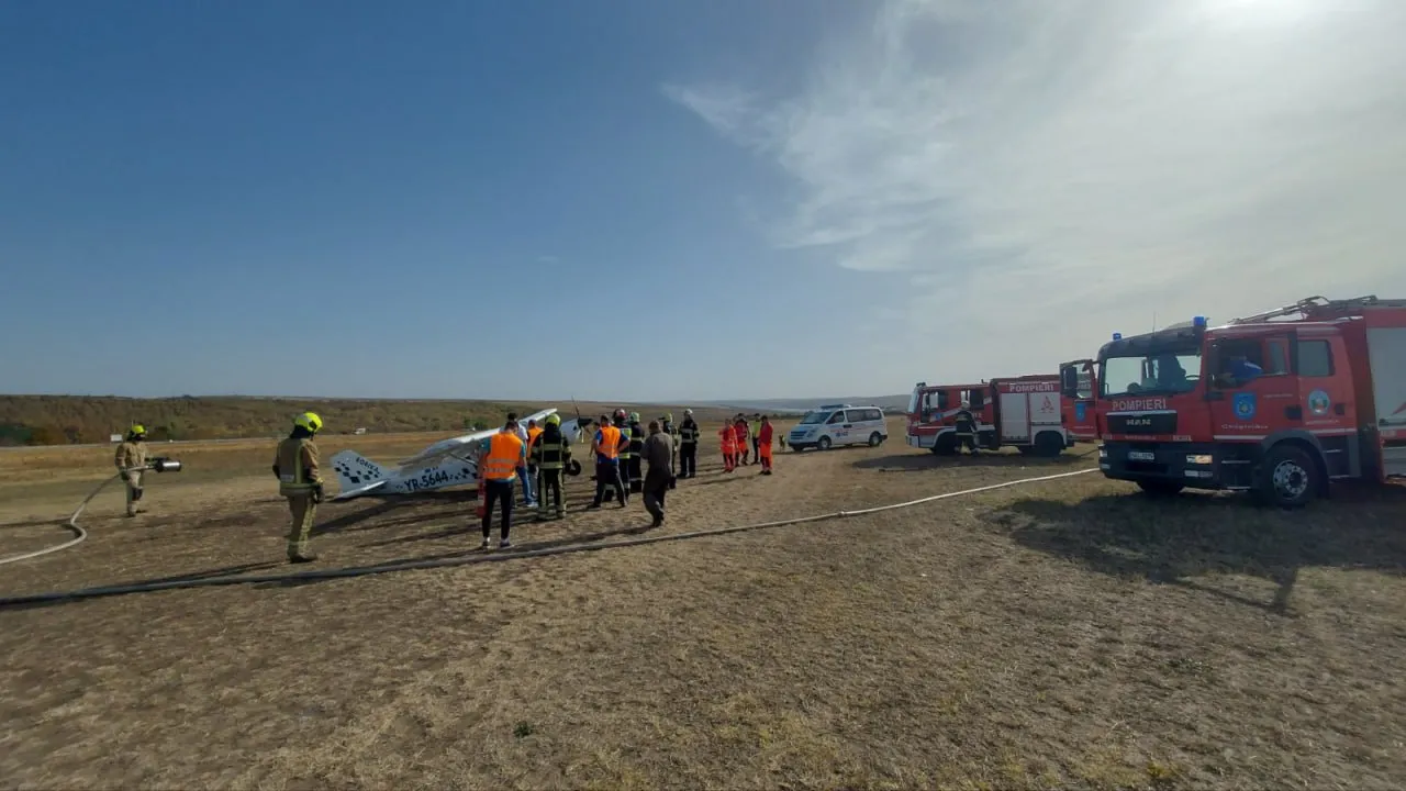 Легкомоторный самолет совершил аварийную посадку в Яловенском районе