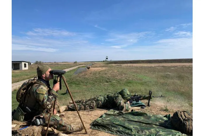 Военнослужащие-контрактники РМ прошли курс снайперской подготовки