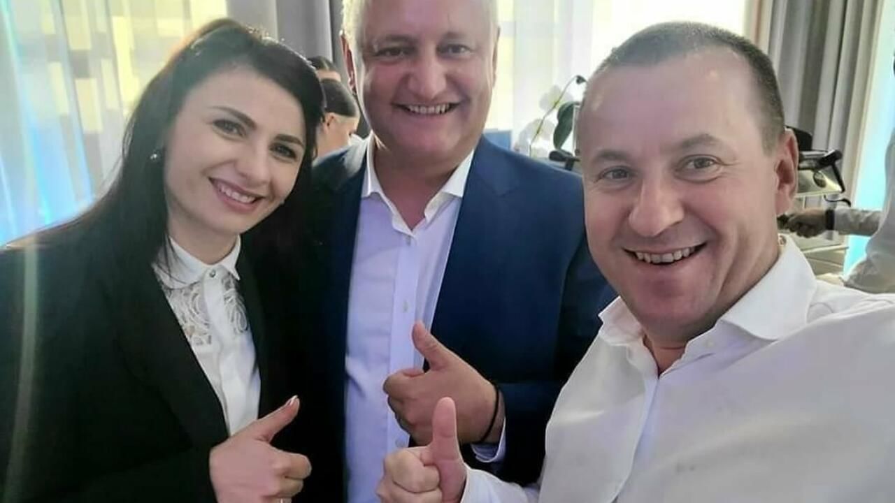 Фотография с Додоном стоила Сергею Постикэ членства в "Партии перемен"
