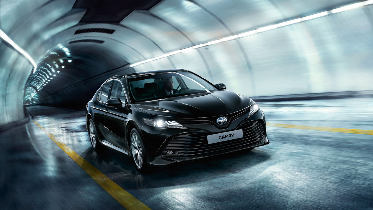 Toyota Camry: С 22 января почувствуйте все преимущества нового бизнес-седана ®