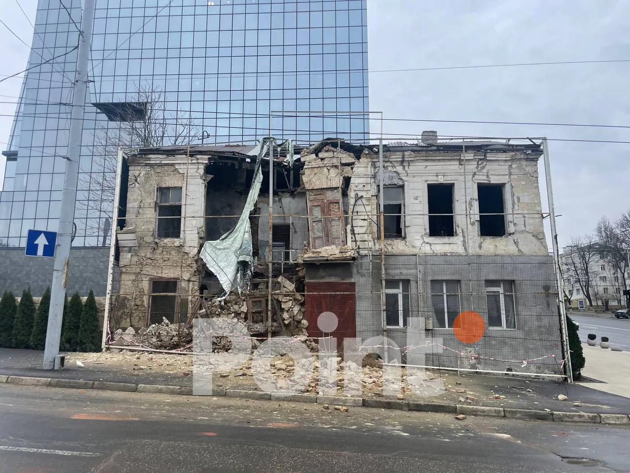 В Кишиневе обрушилось аварийное здание