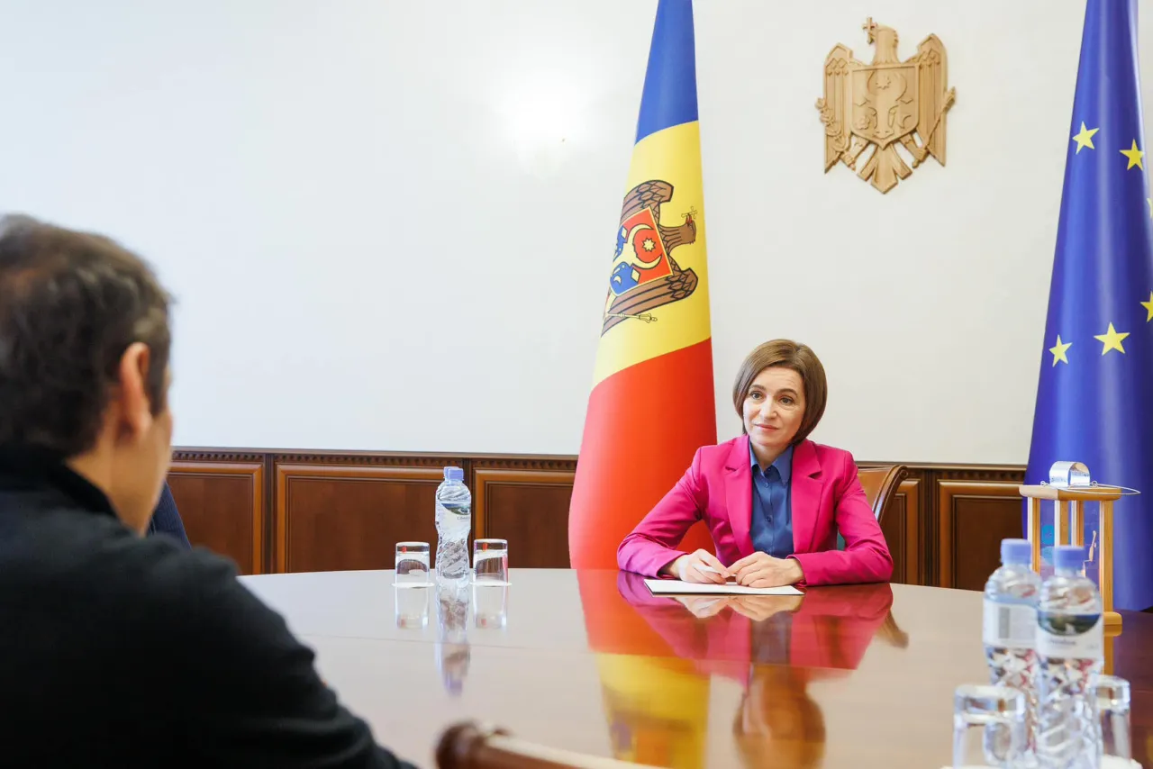 Санду - Вакарчуку: Мы и дальше будем поддерживать Украину в борьбе за свободу