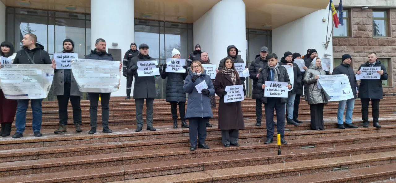 Partidul MAN a organizat un flashmob: Solicită micșorarea și recalcularea tarifelor la energie