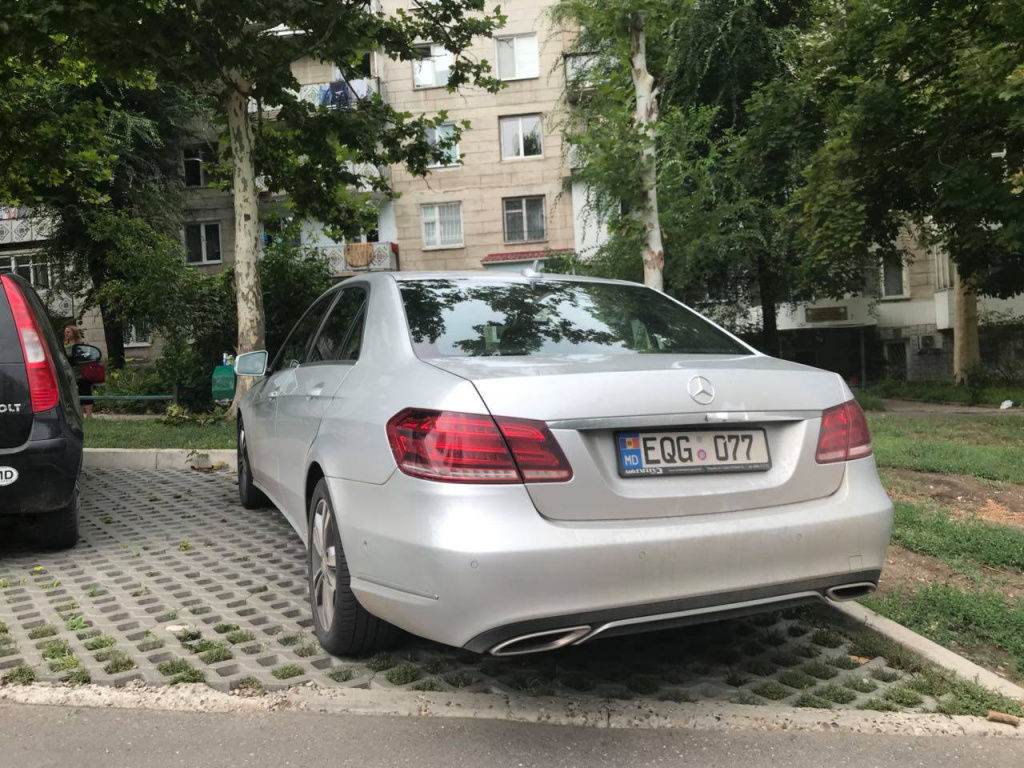 Прокурор Кишинева владеет тремя роскошными автомобилями