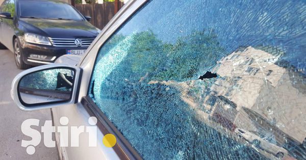 В центре Кишинева расстреляли машину столичного адвоката