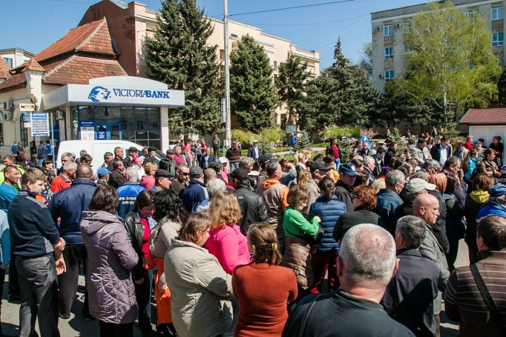 В Оргееве прошел массовый общегородской весенний субботник