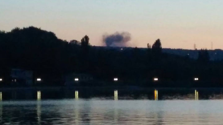 Alertă! Arde dealul de la Durleşti