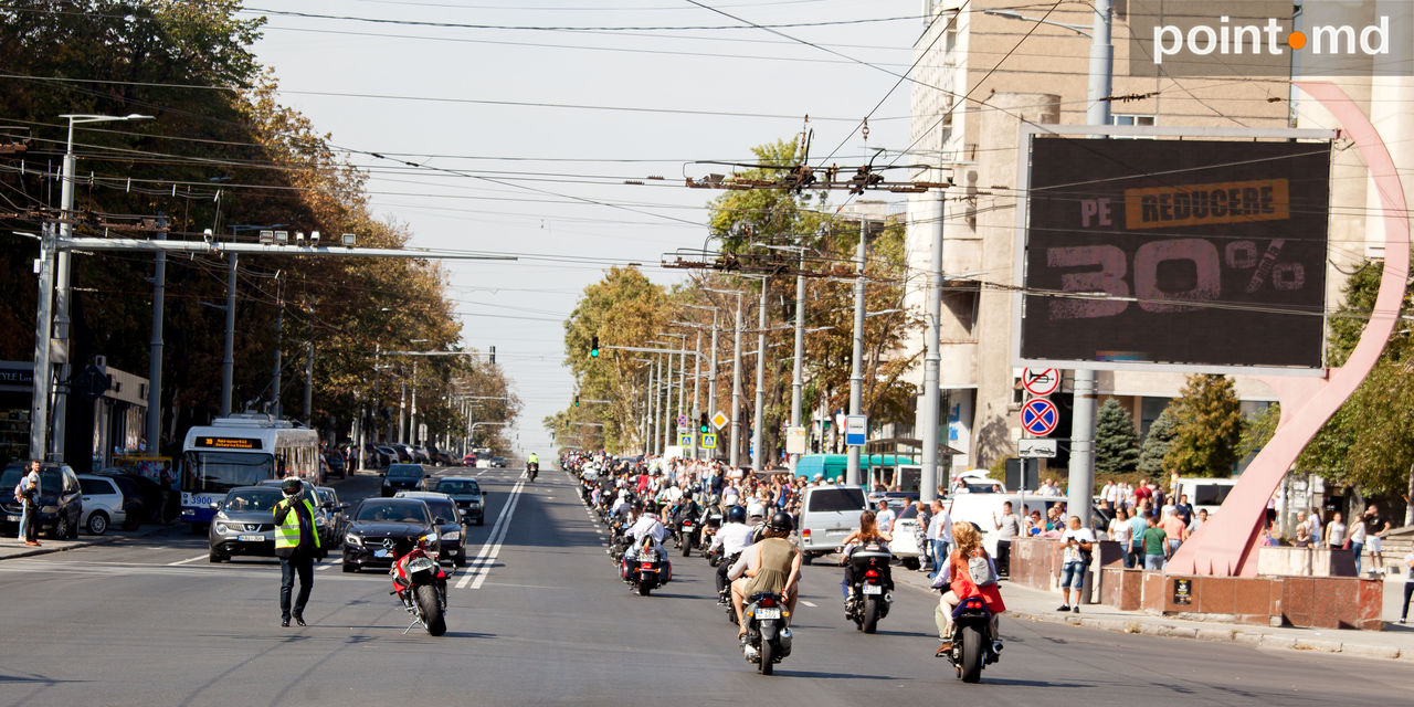 В Кишиневе прошел третий заезд Gentleman's Ride