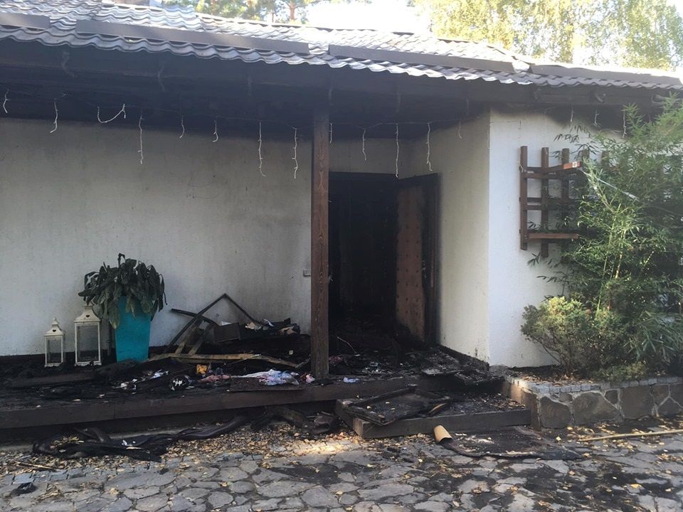Опубликованы фото последствий пожара в доме экс-главы Нацбанка Украины