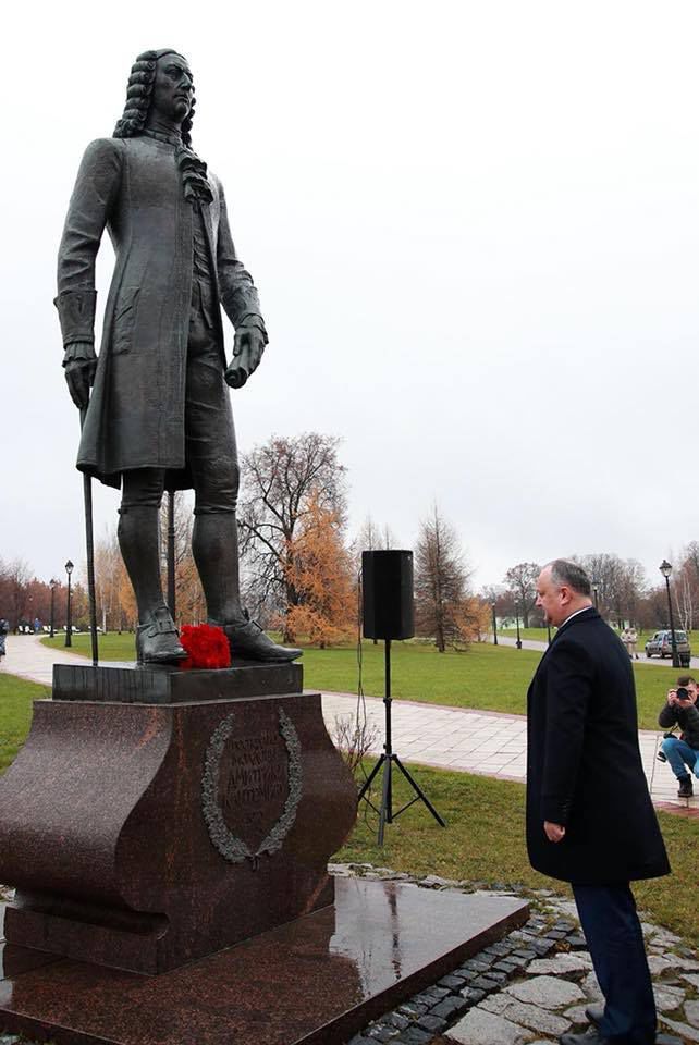 Monumentul domnitorului Dimitrie Cantemir, inaugurat la Moscova