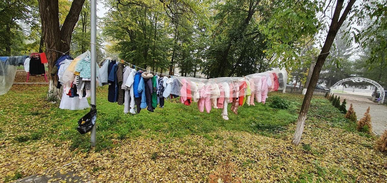 В Корлатенах люди организовали ярмарку, чтобы помочь девочке, страдающей лейкозом