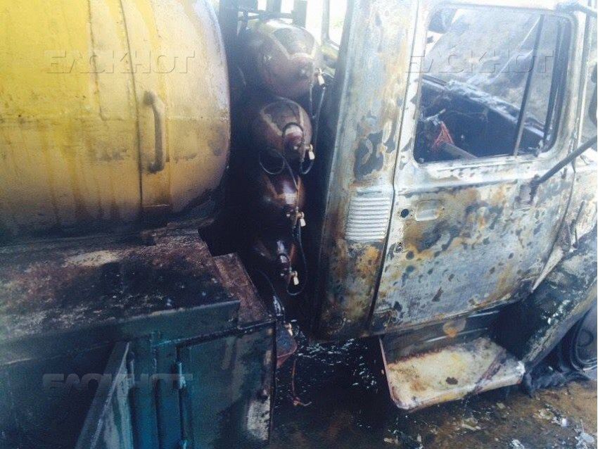 В Бельцах на газозаправочной станции загорелся молоковоз