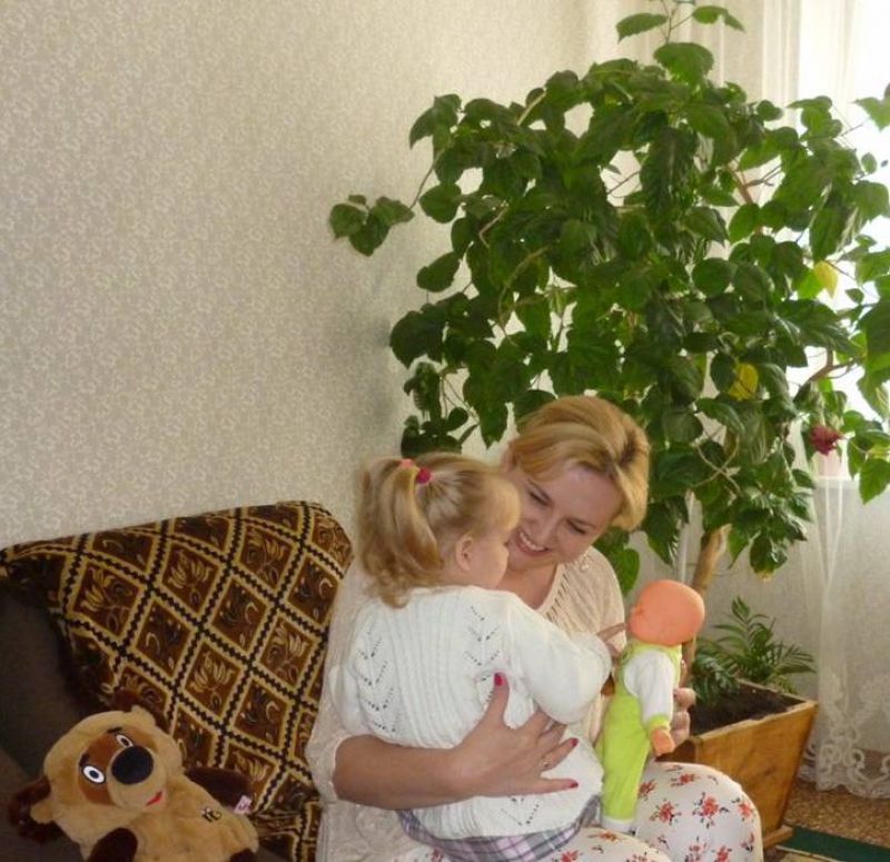 Руксанда Главан навестила найденную в июне возле Центрального рынка девочку