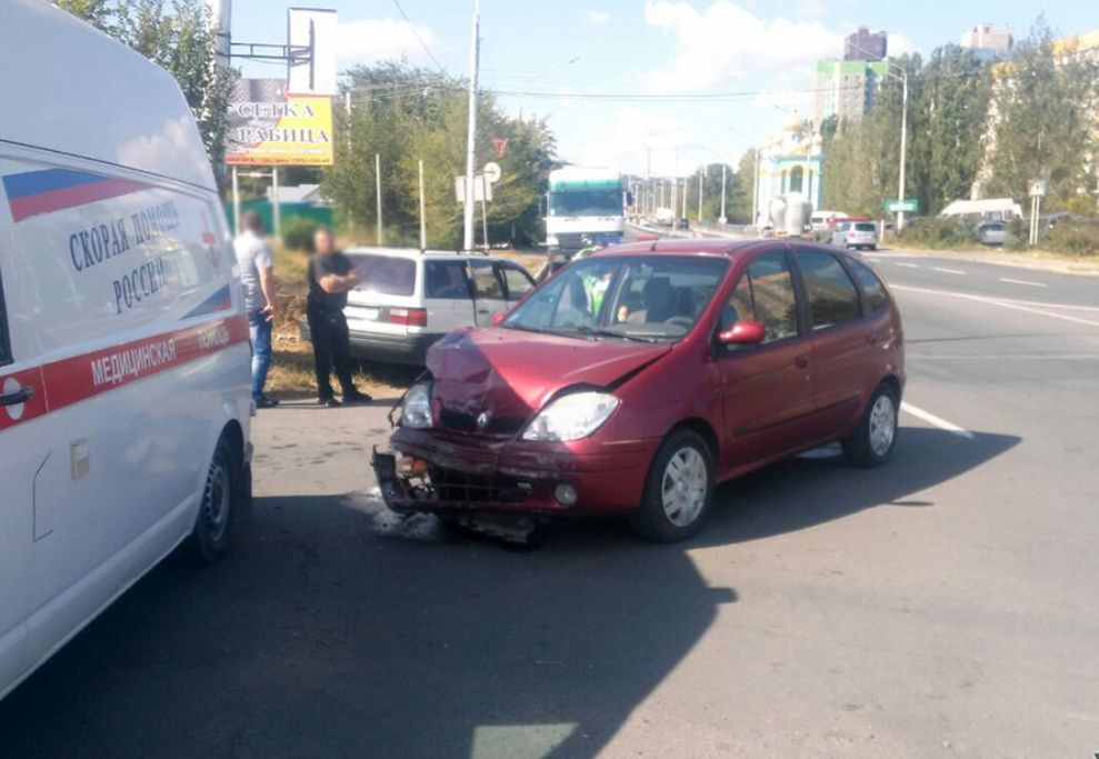 В аварии в Рыбнице пострадали мать и дочь