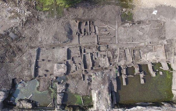 В Киеве раскопали улицу XVII века