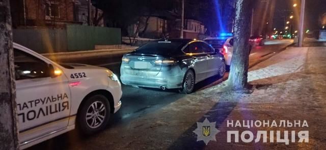 Парень из Молдовы, находящийся в розыске, устроил дрифт в Виннице