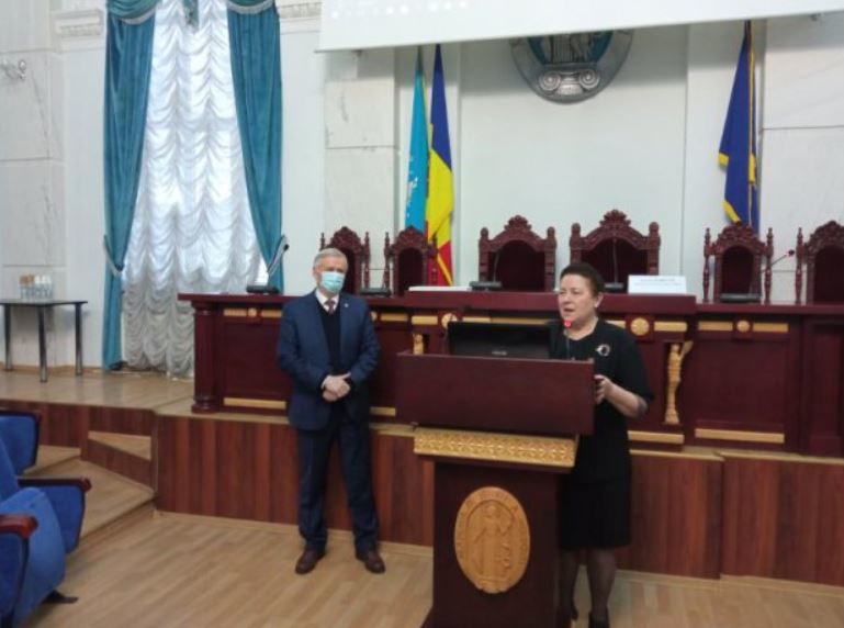 Академия наук удостоила наград группу деятелей науки и культуры