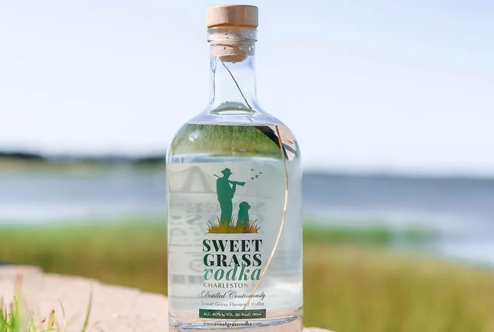 Джереми Реннер стал владельцем бренда водки Sweet Grass