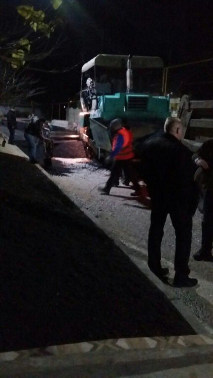 В Оргееве дороги ремонтируют даже в ночное время суток