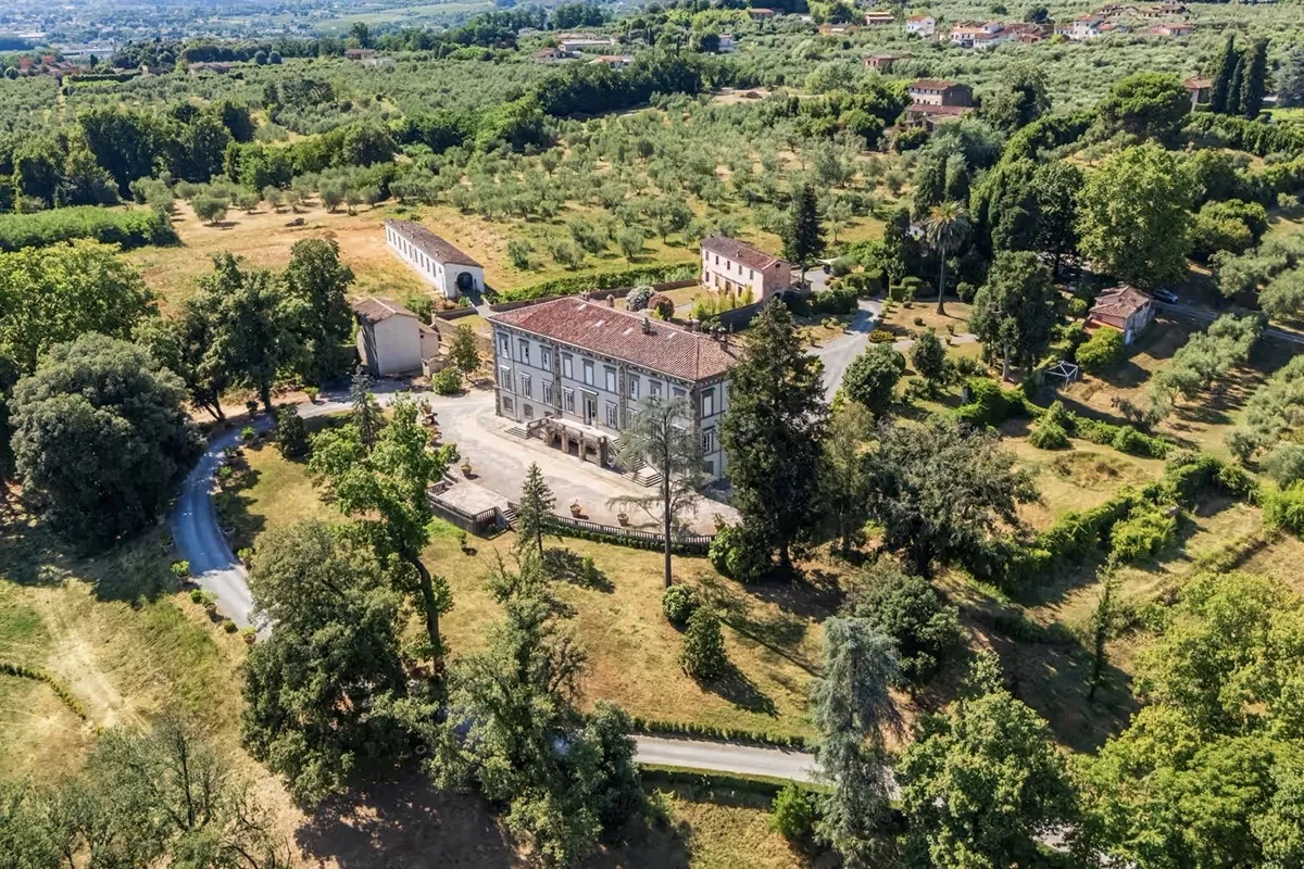 Vila surorii lui Napoleon, scoasă la vânzare în Italia