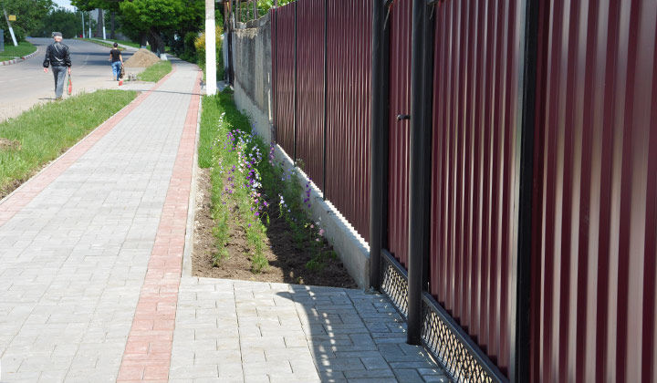 В Дубоссарах продолжается благоустройство города и ремонт жилфонда