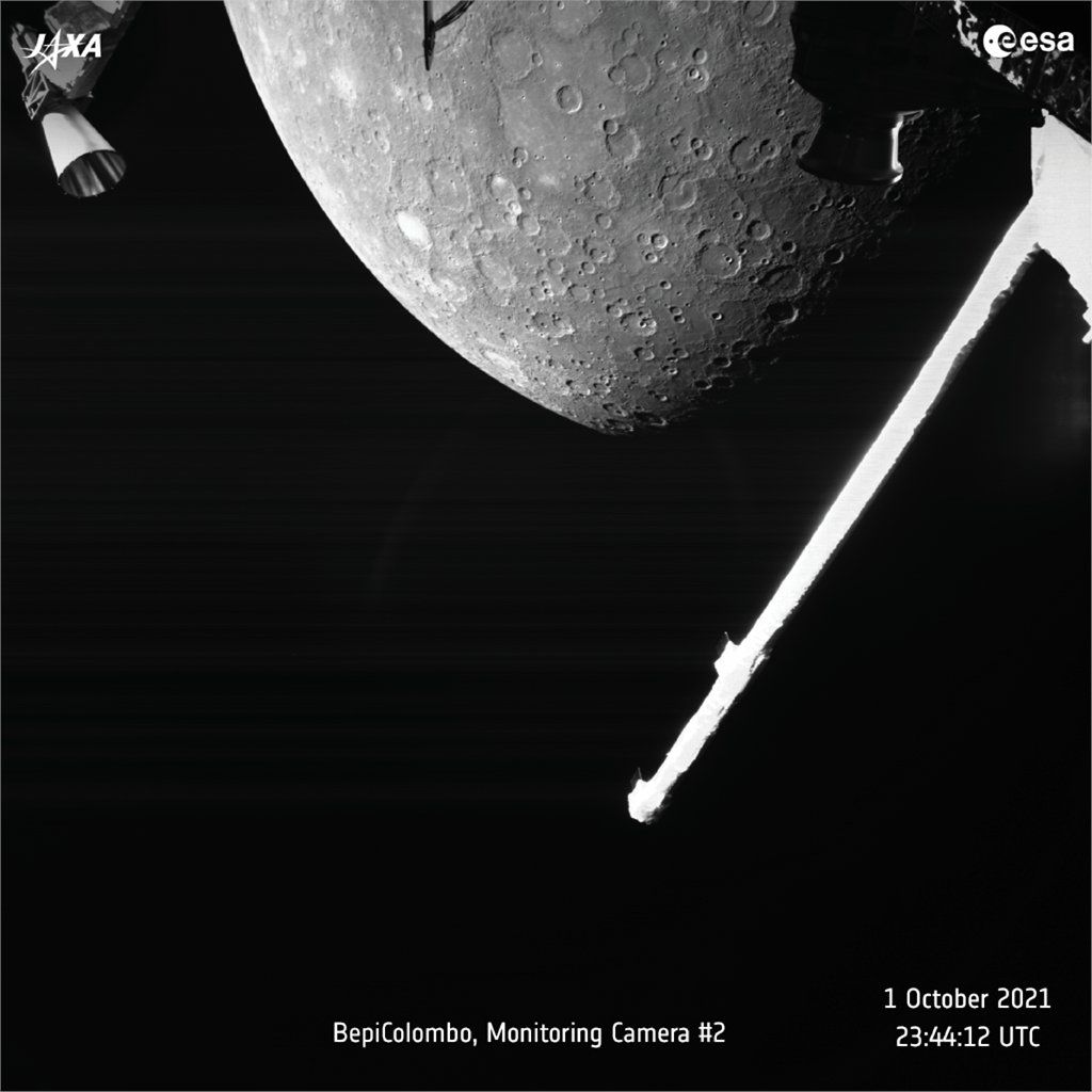 Аппарат BepiColombo передал первые снимки поверхности Меркурия