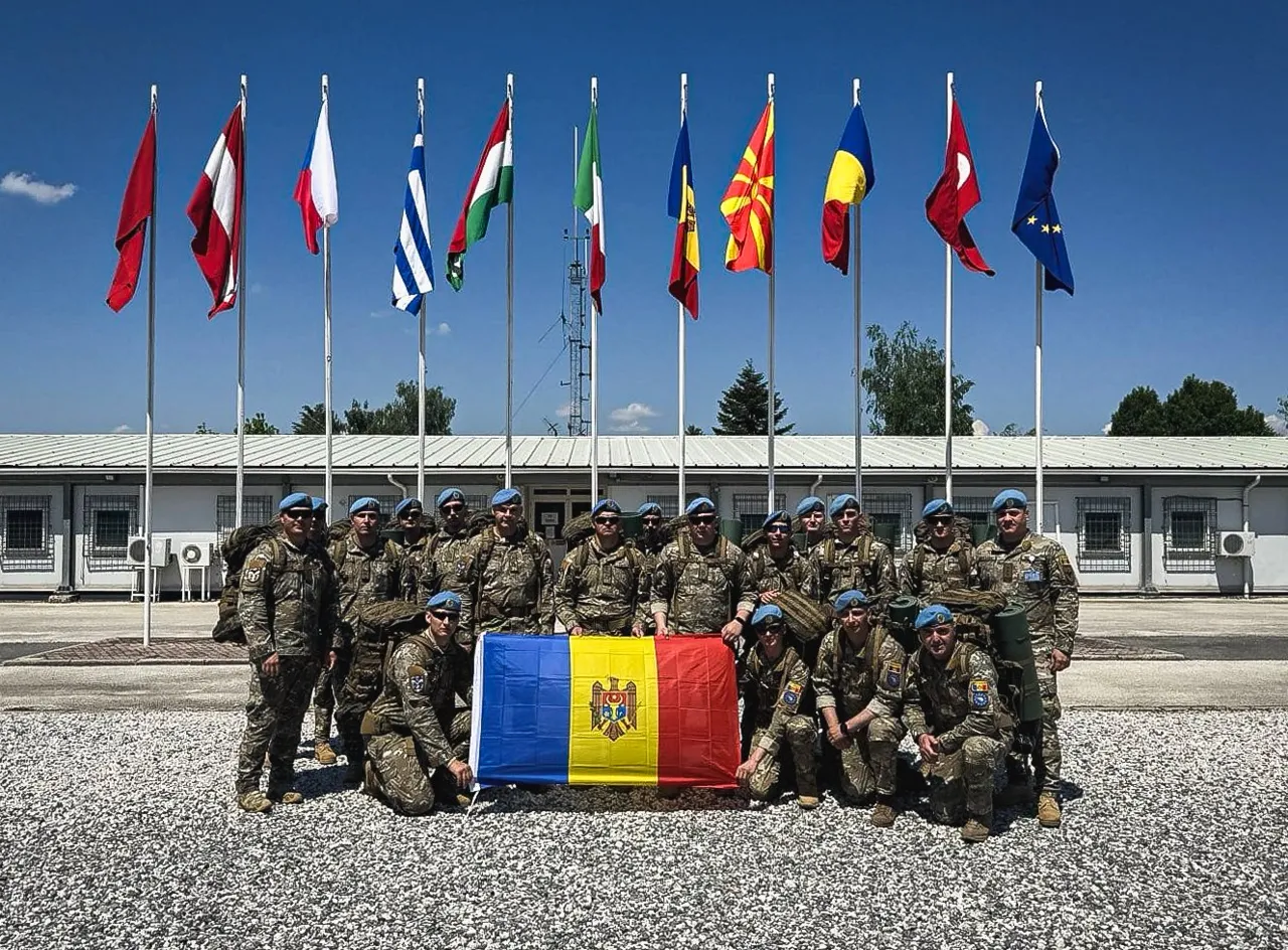Pacificatorii moldoveni din Bosnia și Herțegovina, la pas într-un marș pe o distanță de 22 de km