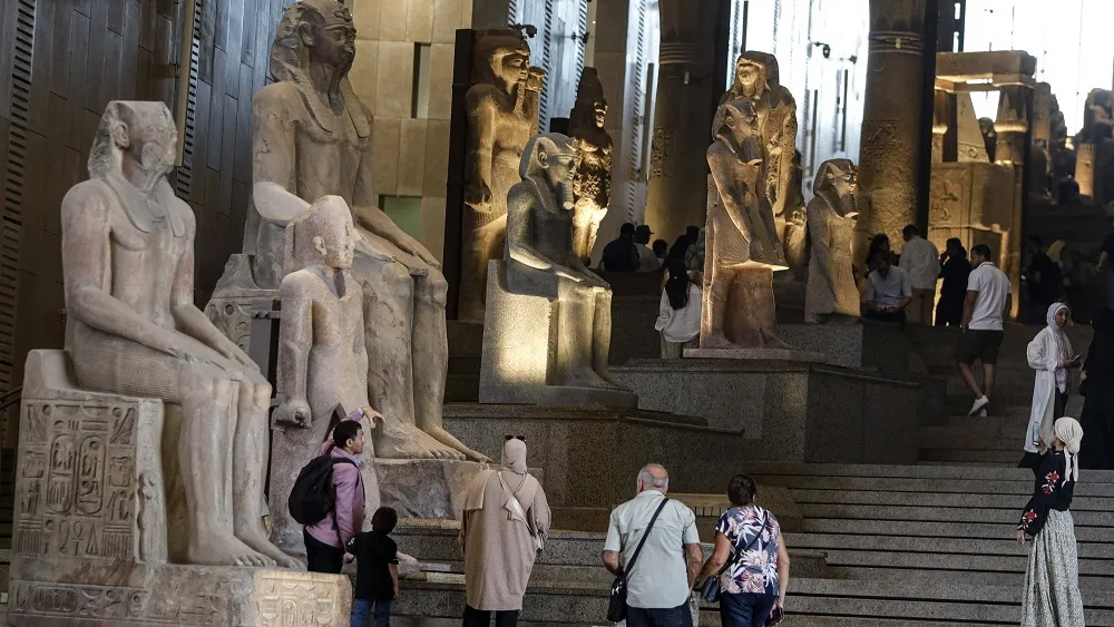 20 de ani de așteptare: Marele Muzeu Egiptean de la Piramidele din Giza se deschide pe 1 noiembrie