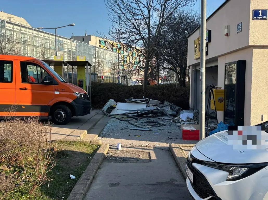Membrii unei celebre bande de hoți de bancomate, arestați în Austria