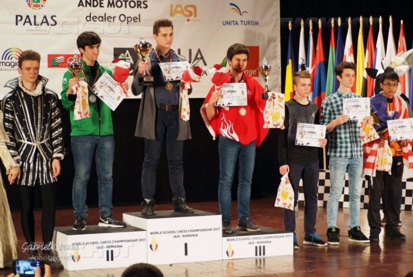 Школьник из Молдовы стал чемпионом мира по шахматам