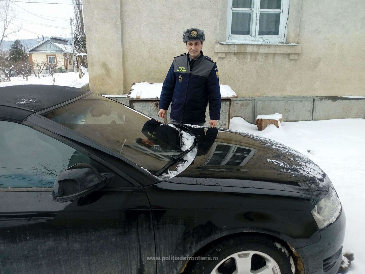 Румынские пограничники оставили молдаванку без Audi A3, который был в розыске