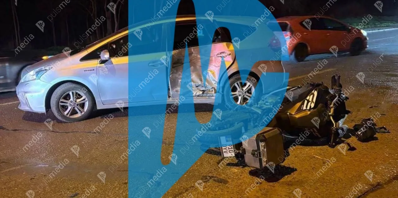 Accident grav la Ciocana: Un motociclist, transportat la spital
