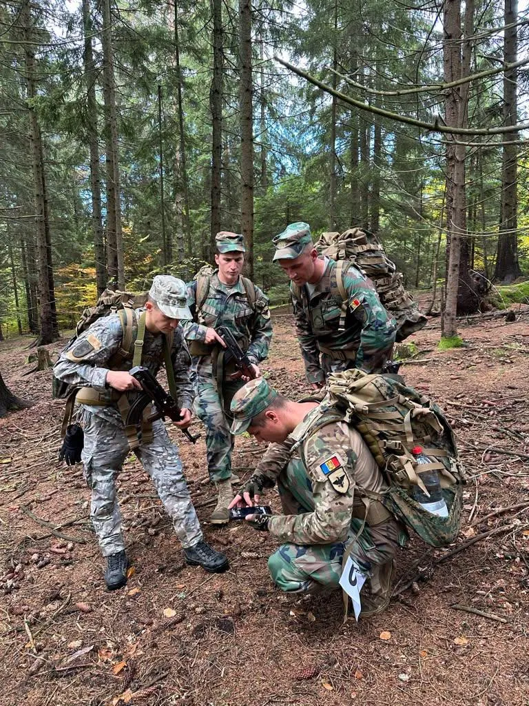 Молдавские военные заняли третье место на соревнованиях "Роза разведчиков" в Румынии