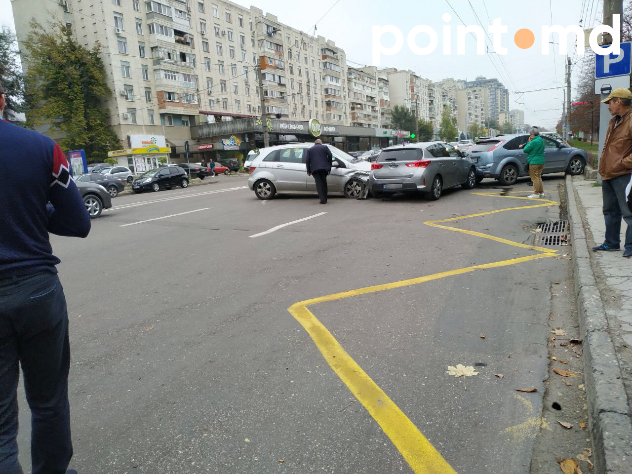 На Рышкановке из-за ДТП образовалась большая пробка