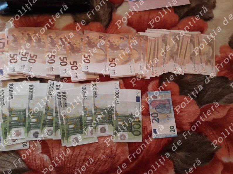 Пограничники задержали мужчину, изготовлявшего фальшивые документы