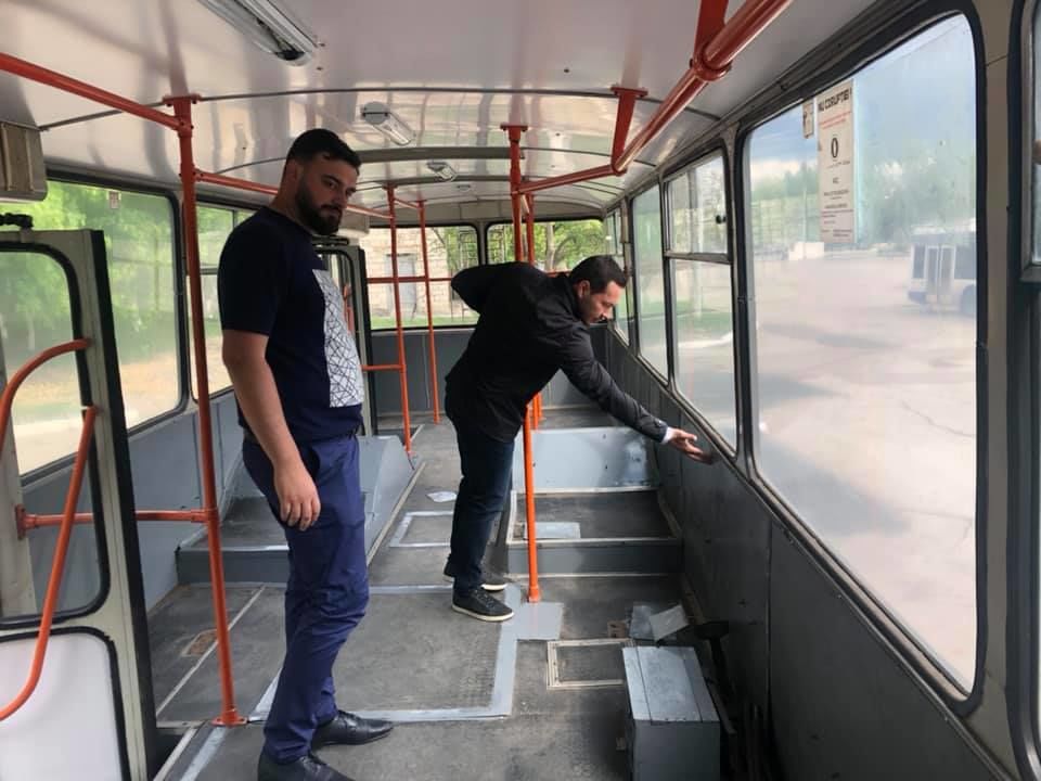 Побывав в троллейбусном парке, Кодряну нашел машины своего возраста