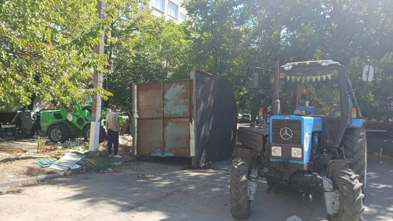 O gheretă din sectorul Ciocana, amplasată ilegal, demontată și evacuată