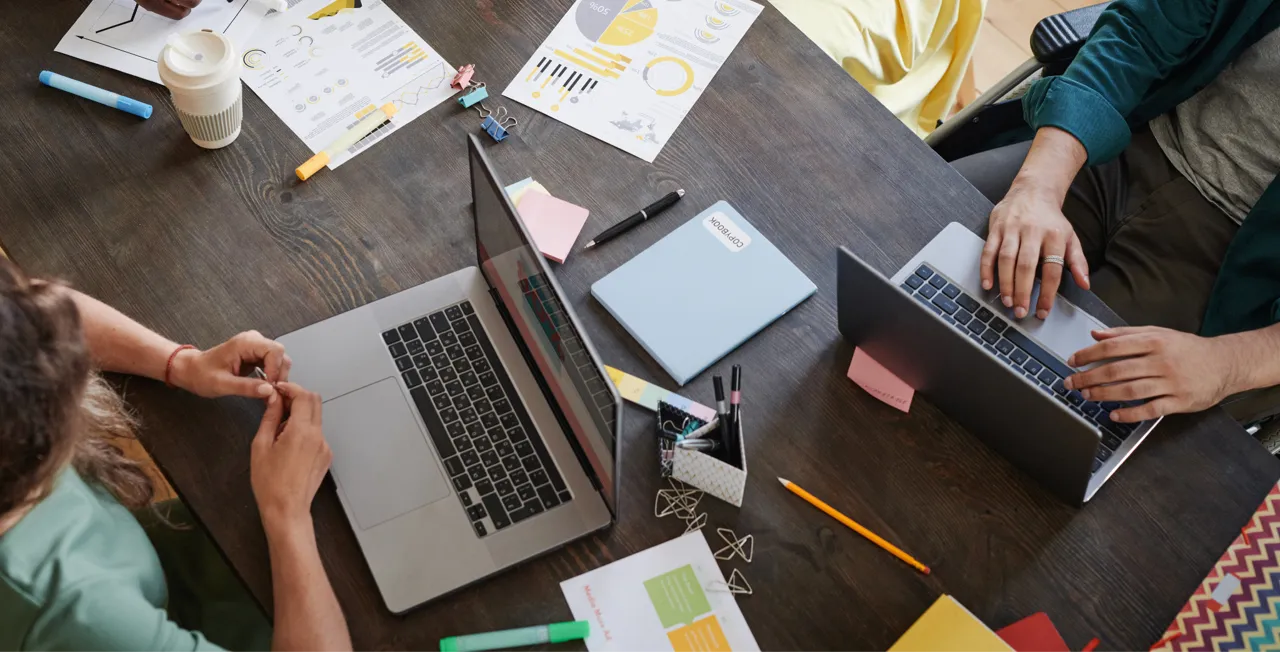 Apple в Молдове: Почему стоит перевести компанию на Mac - выгоды MacBook для B2B