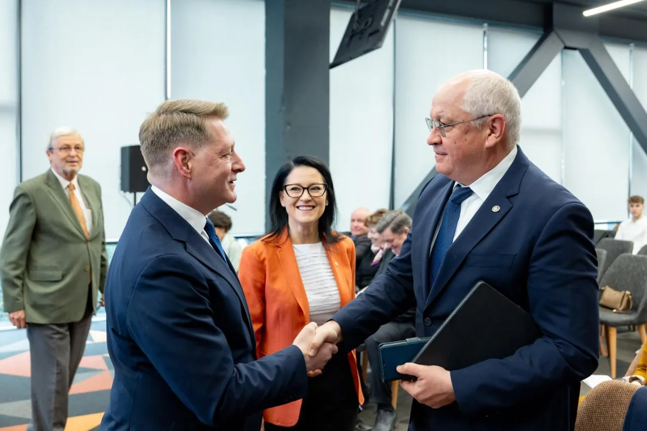 Мунтяну: Технологии не заменяют нас, но заставляют быть лучше