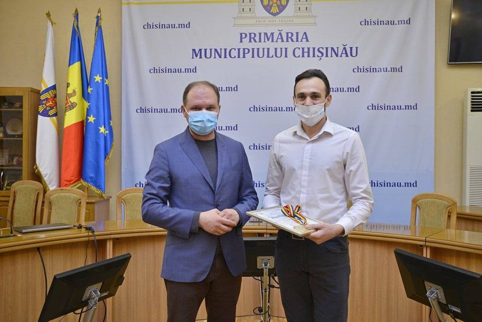В столице наградили победителей в области литературы, искусства, науки, технологий