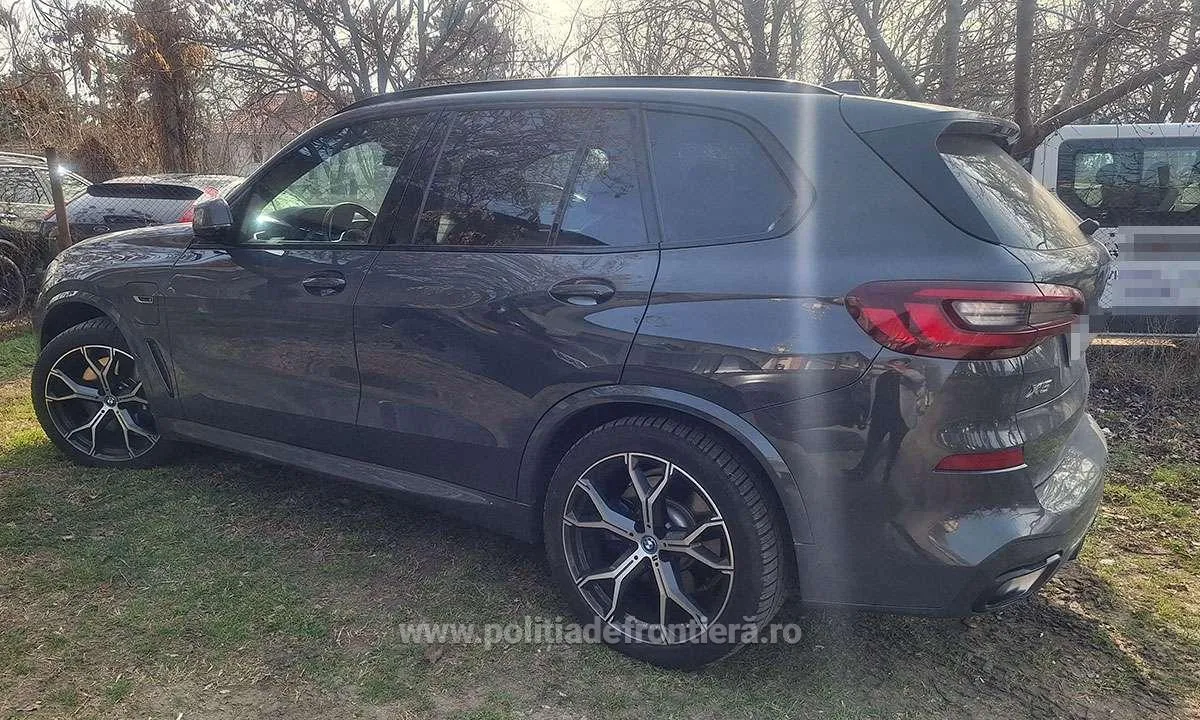 Гражданин Молдовы пытался пересечь границу на угнанном в Италии BMW