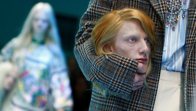 Gucci — всему голова: в соцсетях запустили флешмоб с "обезглавленными" фото
