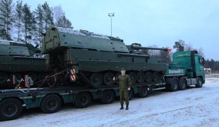 Литовская армия получила первые две модернизированные самоходные гаубицы
