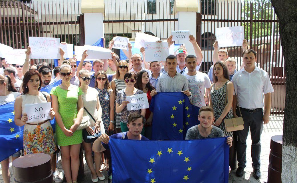 Flashmob al tinerilor democrați împotriva ieșirii Marii Britanii din UE: No Brexit