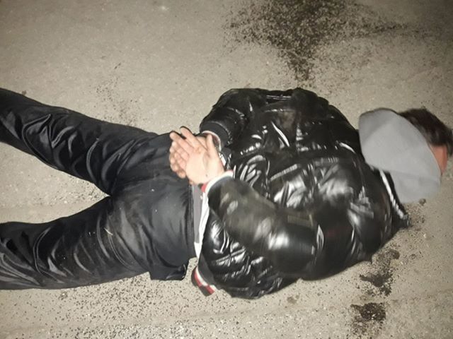 На Ботанике карабинеры задержали мужчину, напавшего с ножом на прохожего