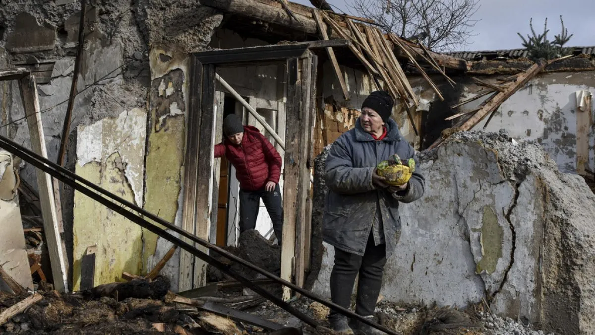 Российские войска вновь обстреливали жилые кварталы в Украине