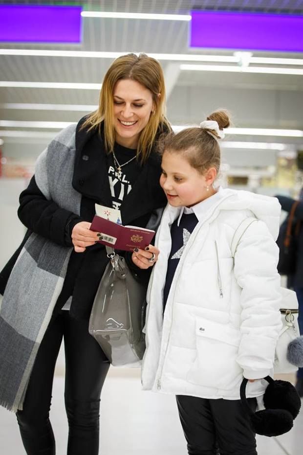 Promovare a Târgului de Crăciun la frontieră! Persoanele care intră pe teritoriul Republii Moldova primesc invitațiile în pașaport